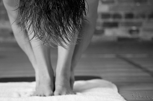 Hands to Feet